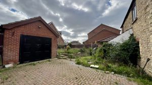 Photo 5- click for photo gallery